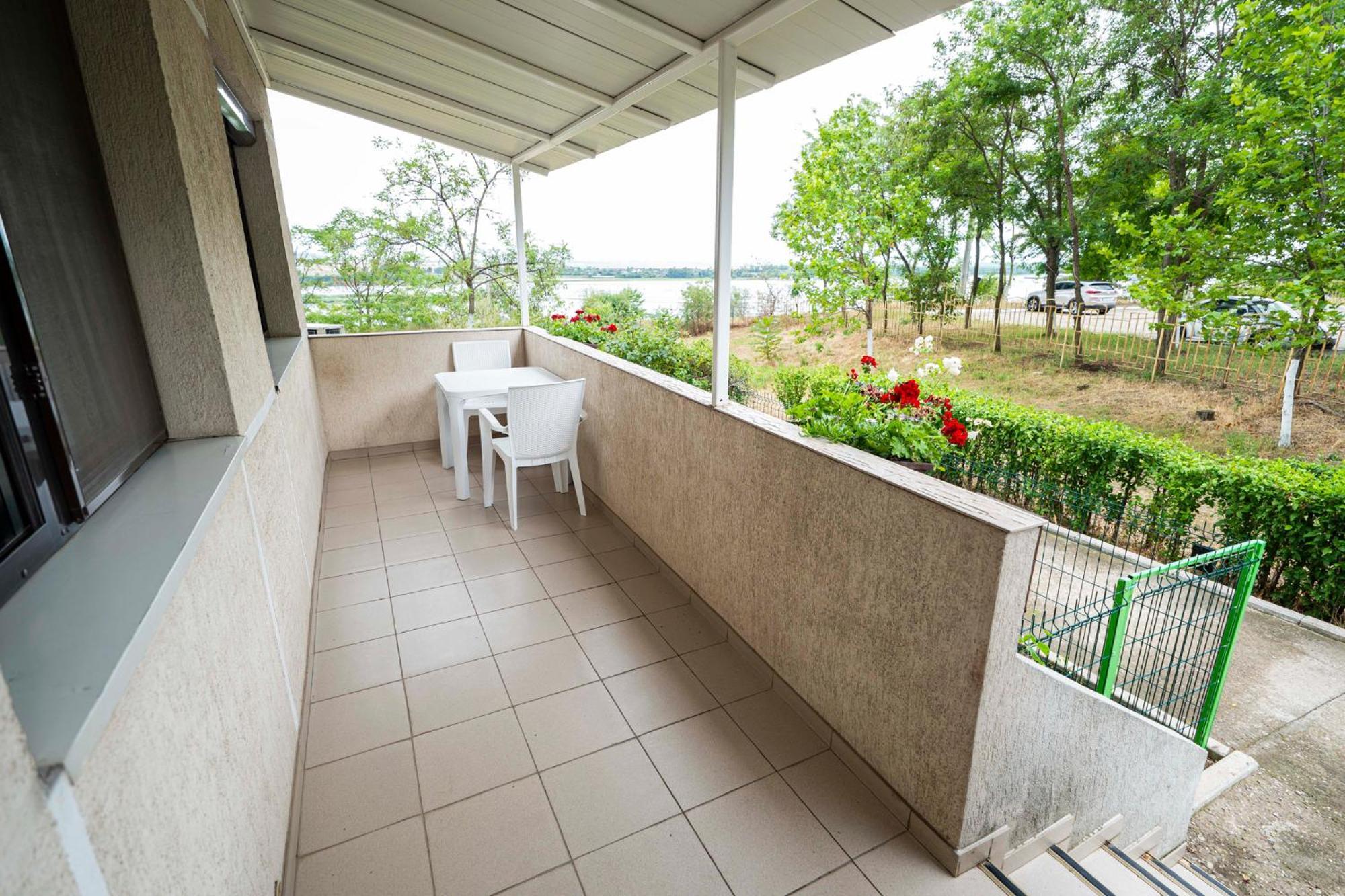Noblesse Suite Galaţi Exterior foto